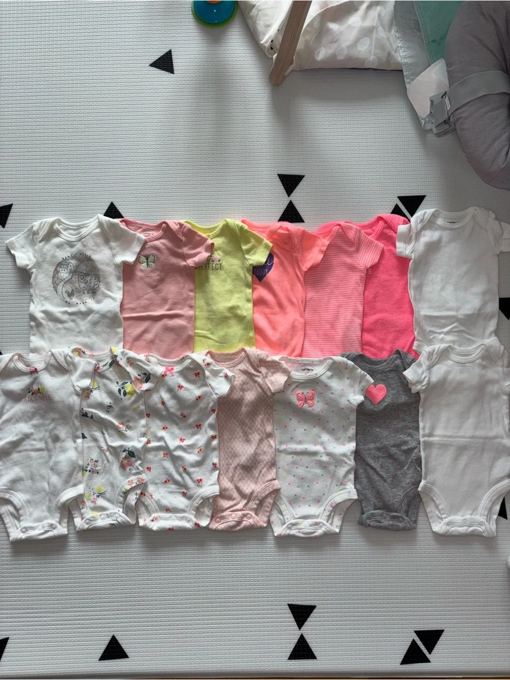 Carter’s Mixed Colors Newborn Baby Bodysuits Bundle